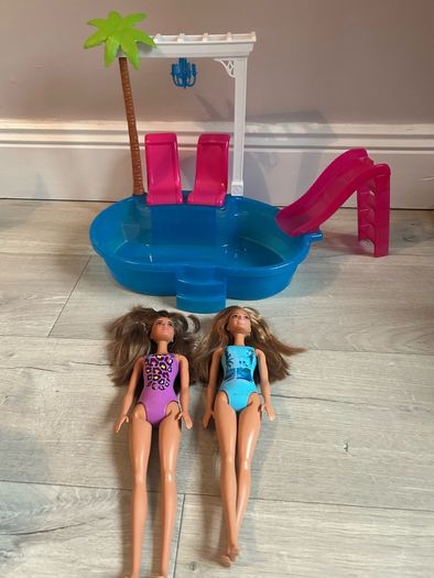 Barbie pool set plus two dolls