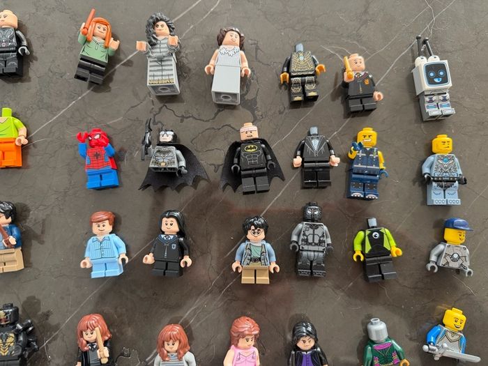 lego mini figures