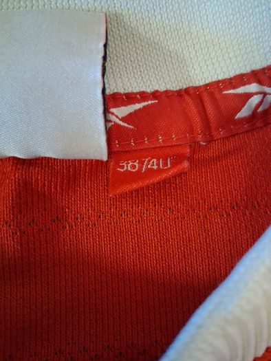 Liverpool Jersey. Official Reebok Home Jersey From Season 1998/2000. Authentic Original From 1998. Not A Modern Day Remake.