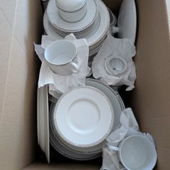 Royal Doulton 8 person set