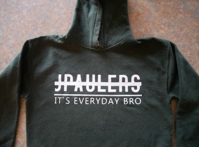 Boys sweatshirt. Gildan brand. 11-12yrs approx