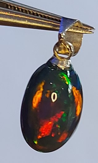 Ethiopian Fire Opal Pendant 2.7 ct on 925 Silver