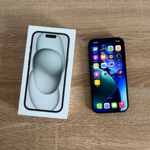 iPhone 15 128GB