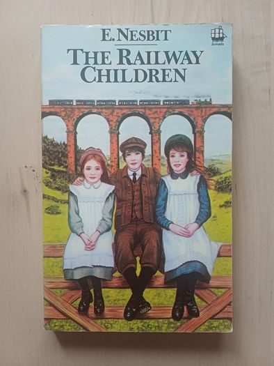 Classic Children's Illustrated Vintage Book Collection x 9