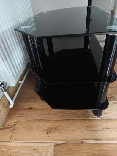 Black Glass TV Stand - Excellent Condition