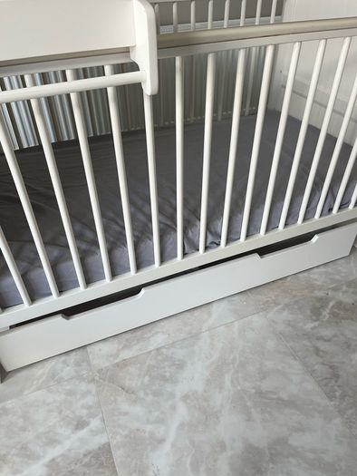 Mamas&Papas Cot bed with storage drawer and cot top changer