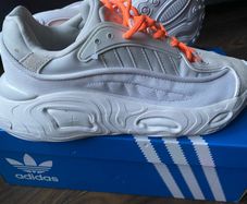 Adidas women's trainers