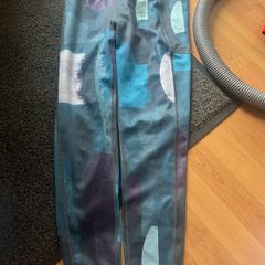 Sweaty Betty multi coloured teal purple leggings