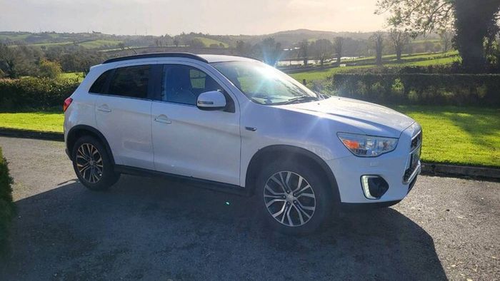 2016 Beautiful Mitsubishi ASX 1.6 diseal Low KM