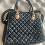 black handbag Image 3