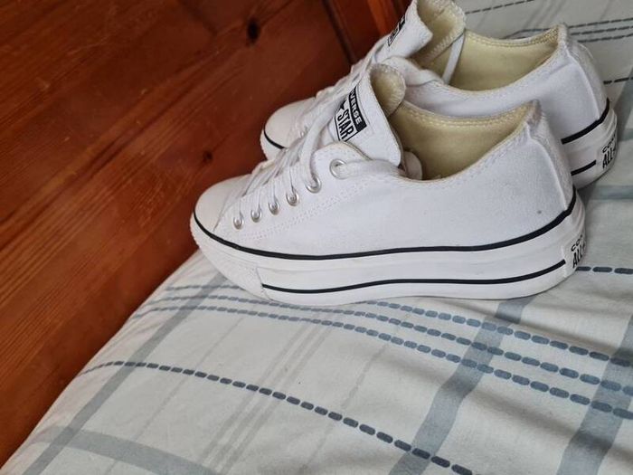 Converse chuck Taylor platform low Size 5 eu 37.5 white canvas in excellent condition