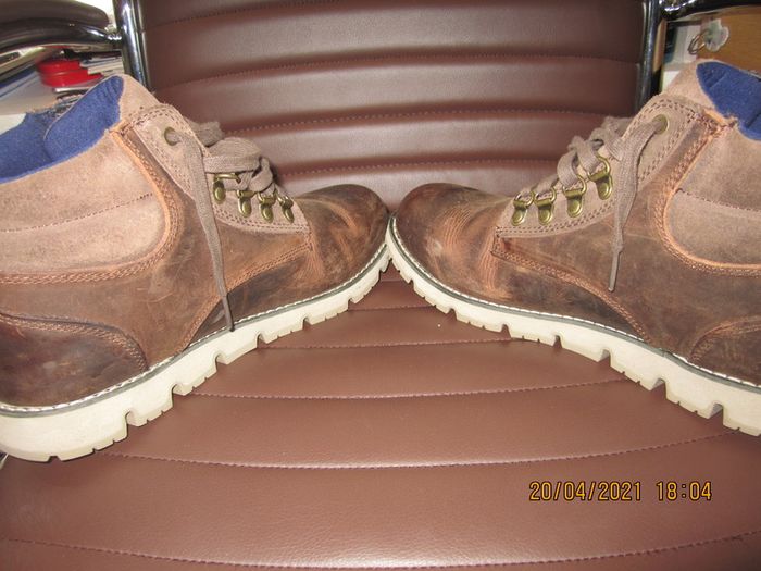 Mens Boots Size 9