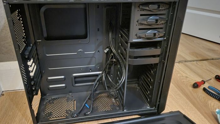 PC Case ATX with 3 fans