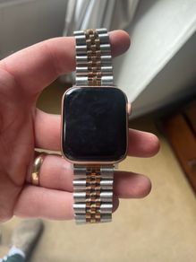 Apple Watch Series 4 (Rose Gold)
