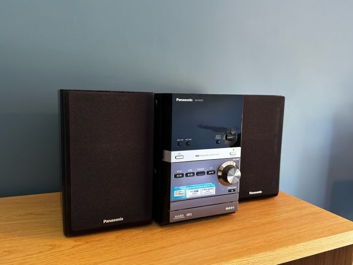 Panasonic SC-PM38 compact hi-fi