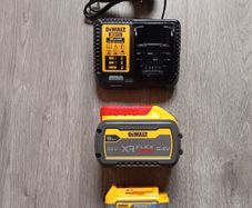 DeWalt Batteries & Charger (New)