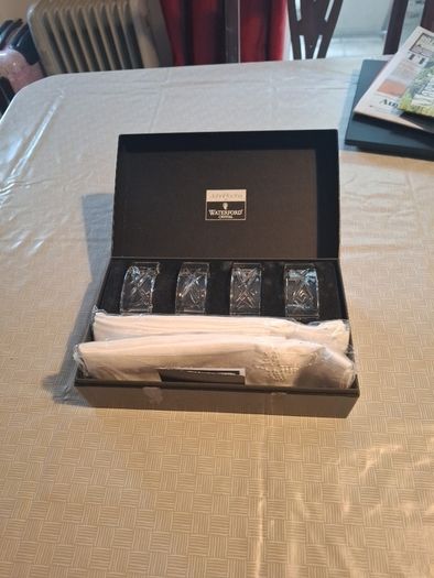 Set of 4 John Rocha Waterford Crystal Napkin Rings