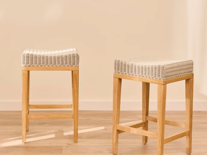 Brand new! 4 Kitchen counter / bar stools