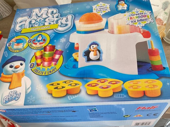 Mr frosty ice pop maker