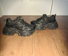 Brand NEW Even&Odd chunky trainers size 3