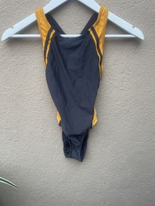 Swimming suit