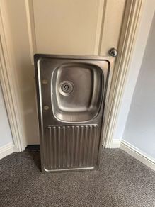 Kitchen sink