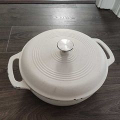 Cast Iron Cooking Pot