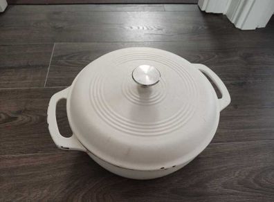 Cast Iron Cooking Pot