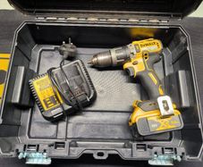 DeWalt dcd 796