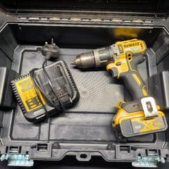 DeWalt dcd 796