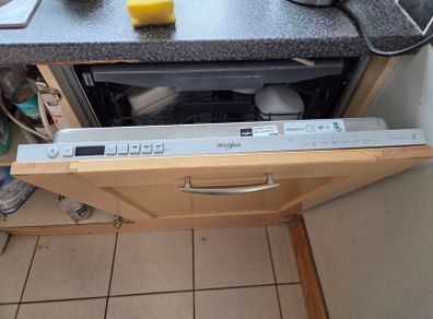 Whirlpool integrated dishwasher
