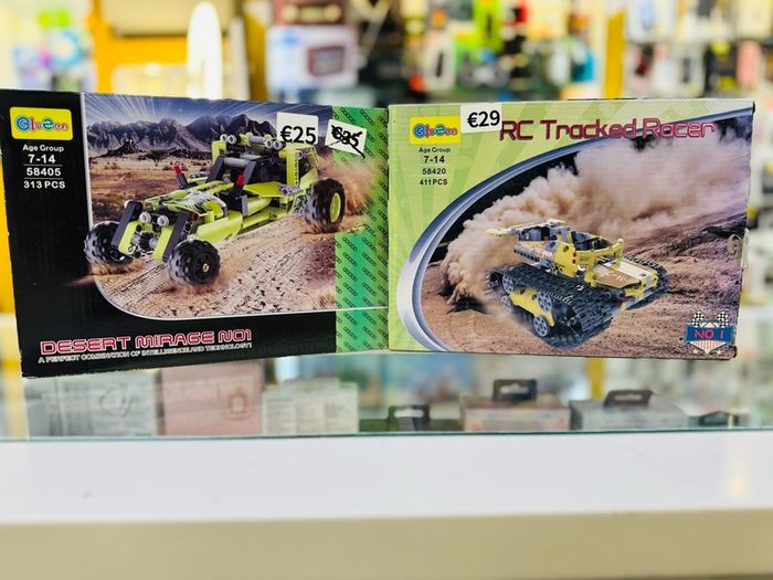 Desert mirage & RC tracked racer