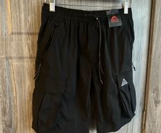 BNWT 9Degrees Peak Shorts