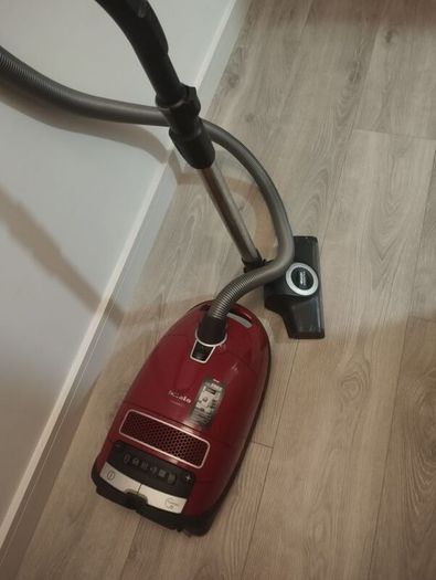 Miele vacuum cleaner