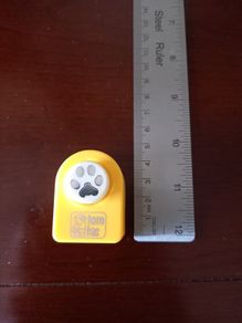 Dog paw paper punch