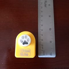 Dog paw paper punch
