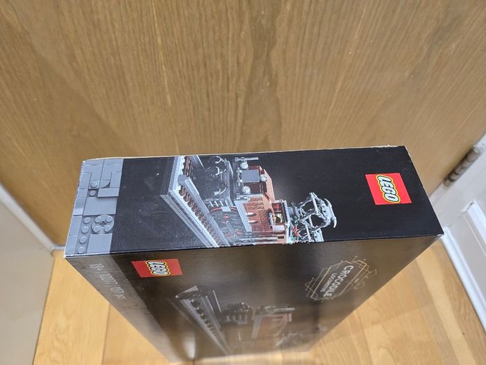 Lego 10277 Crocodile Locomotive