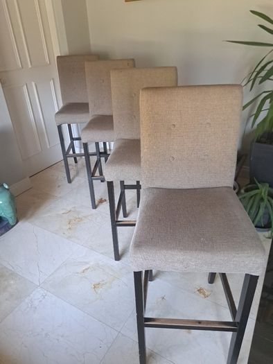 Stools kitchen island
