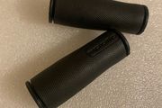 100% BRAND-NEW Bicycle Mountain bike Half Handle bar Grip 90mm, Bike parts