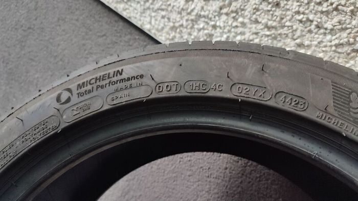 Michelin 235/45 ZR17 97Y Pilot sport 4 set of 2 preftormace tyres