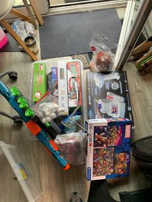 Toys, jigsaws, games