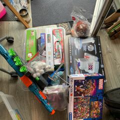 Toys, jigsaws, games