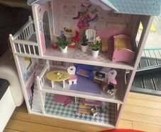 doll house