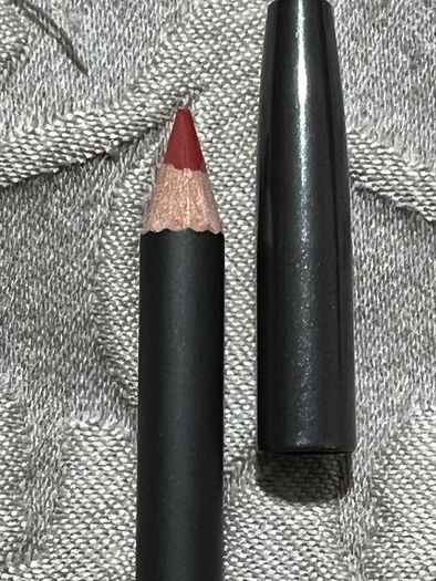 BRAND NEW Mac lipstick in brick the spell, Mac lip glass in women of mystery, MAC lip liner in Chili