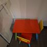 toddlers table and chairs Image 3
