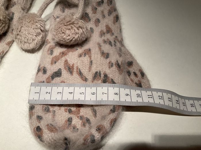 river island animal print mittens