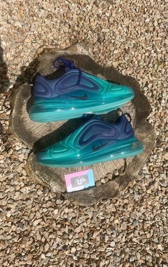 Get Chic Premium Cushioning Nike Air Max 720s