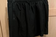 Black the North face shorts size large