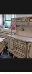 Antique bedroom suite for repair