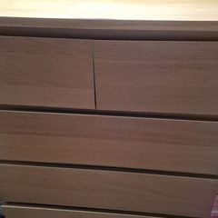 Chest of drawers